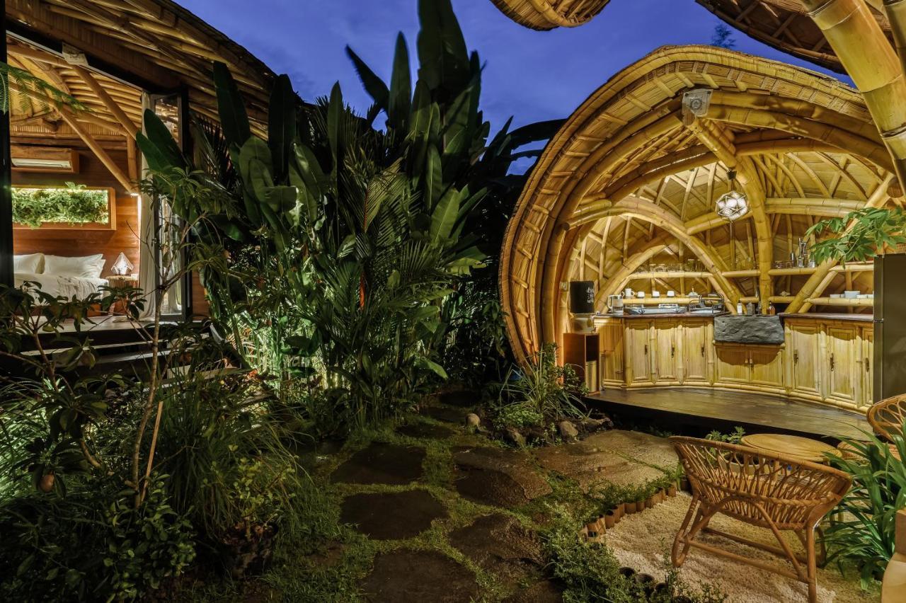 Earthship Ubud Eco Villa Extérieur photo